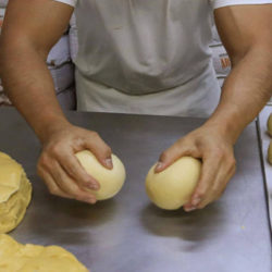 Agricultura revisa las normas de etiquetado del aceite, el pan o las conservas