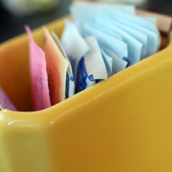 Los edulcorantes bajos o sin calorías no es el mejor remedio para tu dieta saludable